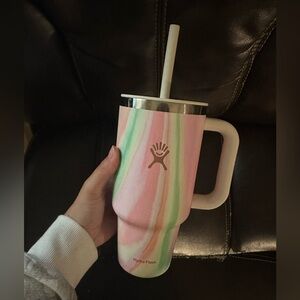 Rainbow hydroflask